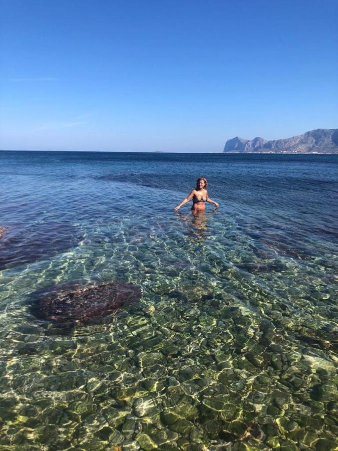 Casa Vacanze Antico Cortile Delle Palme Villa Villagrazia Di Carini Esterno foto